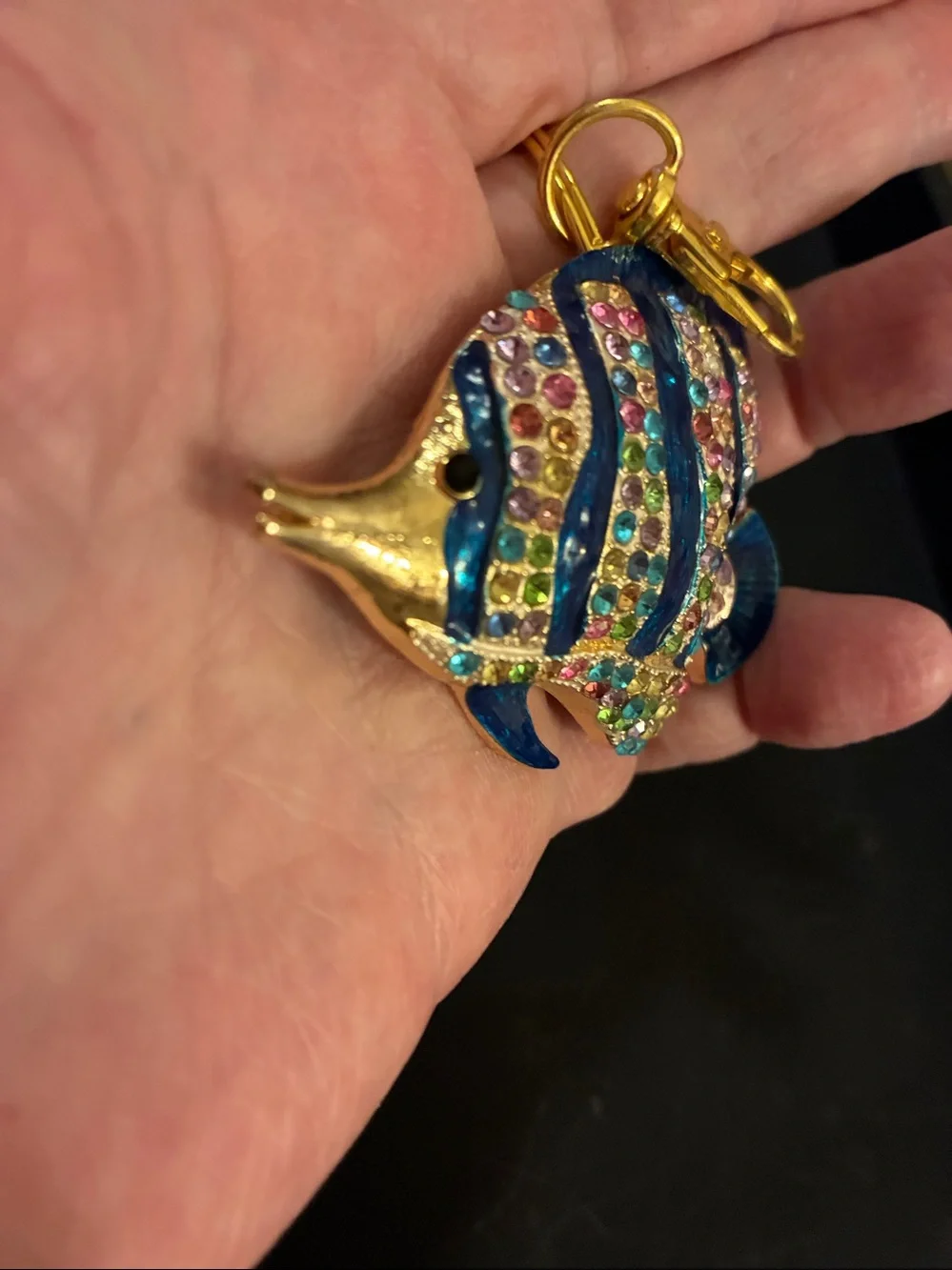 Blue Jeweled Angelfish Keychain - Elegant Fish Accessory - Picture 4 of 5